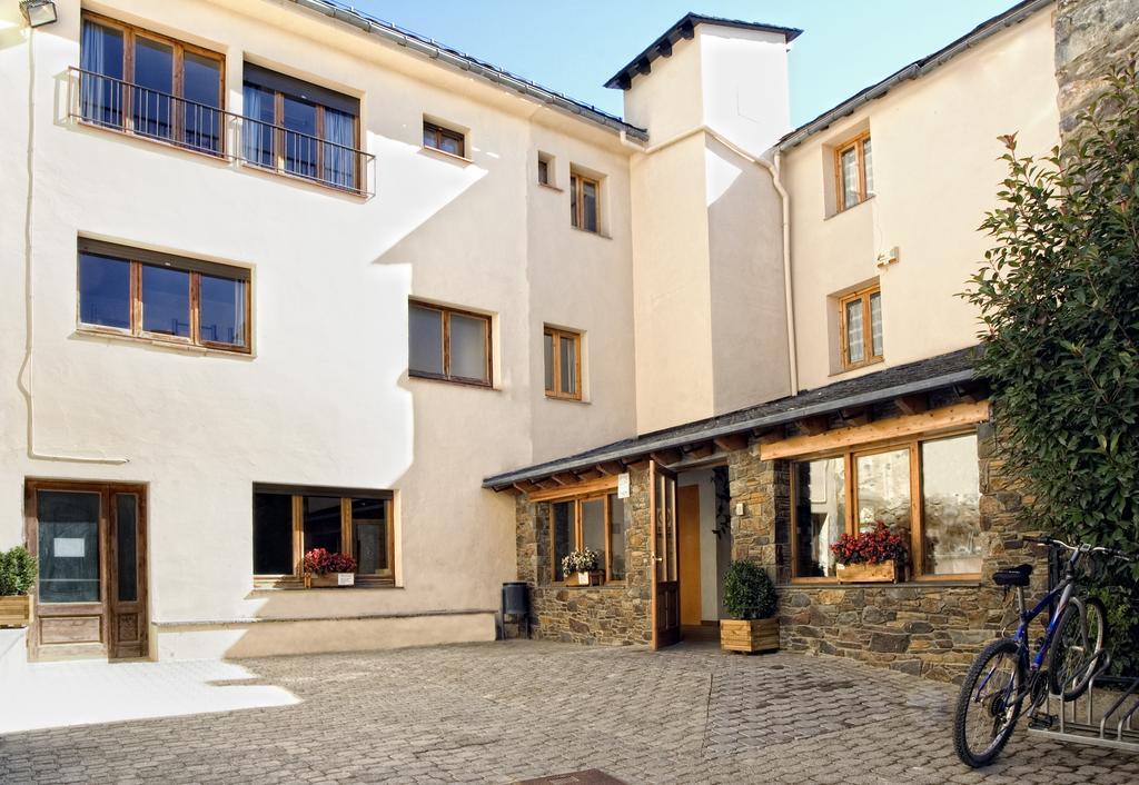 Alberg Anna Maria Janer Llivia Exteriör bild