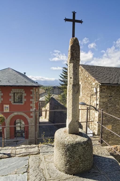 Alberg Anna Maria Janer Llivia Exteriör bild